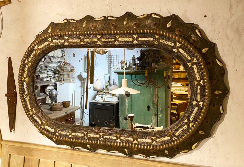 Unusual mirror in an antiques store near Cooperstown