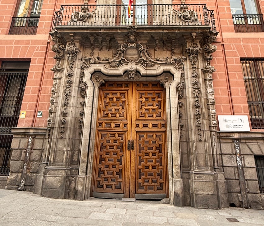 beautiful wood doors in Madrid, Spain