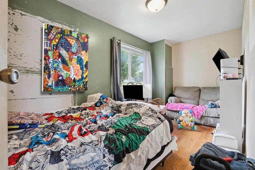 A real estate listing from Gladbrook that looks like chaos