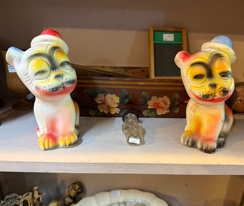 vintage chalkware dogs