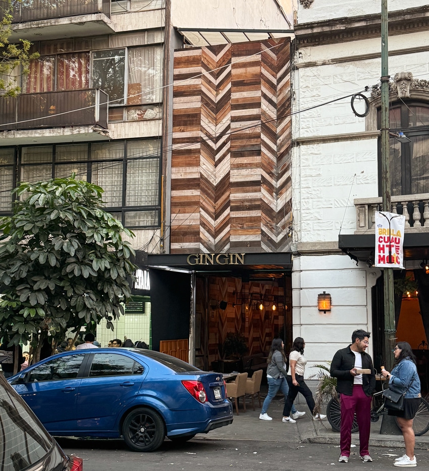 Gingin, a restaurant and bar in Roma Norte, CDMX.